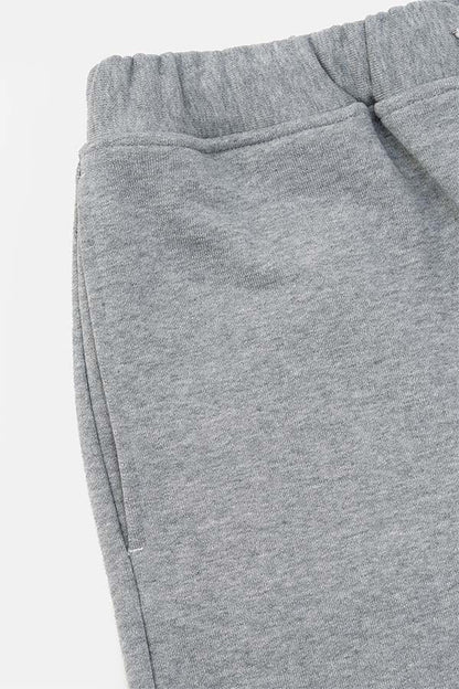 Wide sweatpants