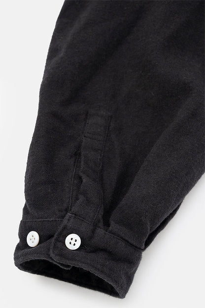 Center pocket P/O shirt