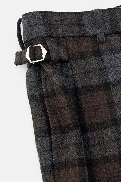 Side adjuster pants
