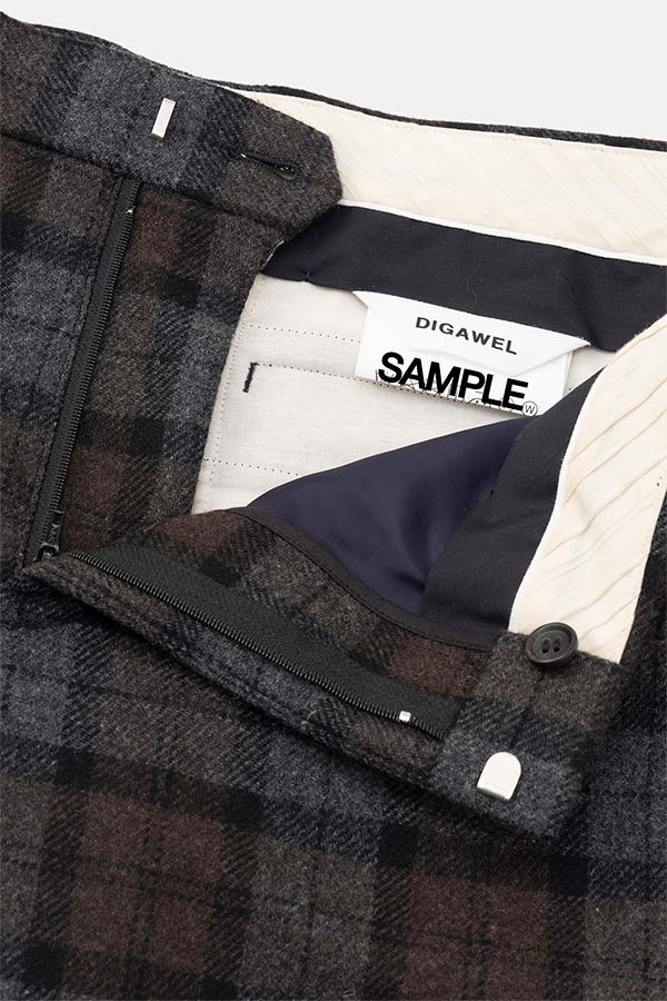Side adjuster pants