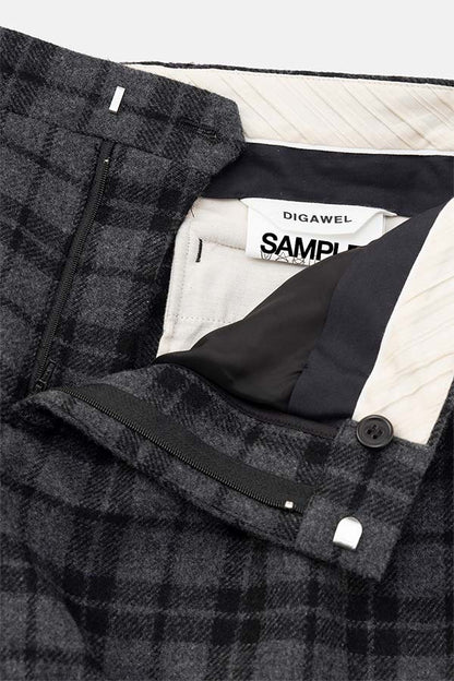 Side adjuster pants