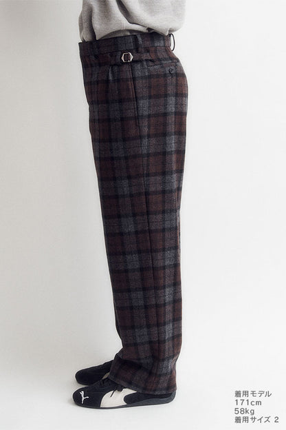 Side adjuster pants