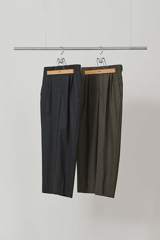 2 Tuck Tapered Pants①merino wool