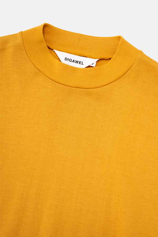 Mock neck L/S T-shirt