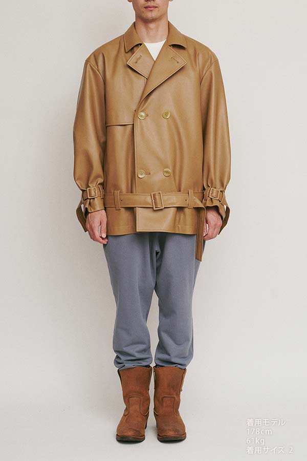 Short trench coat